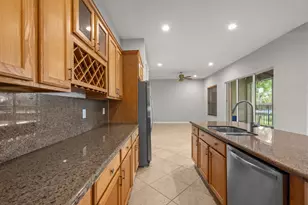 1025 Grove Park Cir, Boynton Beach, FL 33436 - Photo 15
