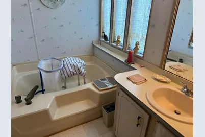 235 Travis Cay Place #B-16, Fort Pierce, FL 34982 - Photo 11