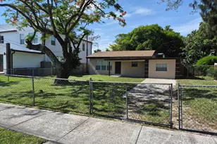2798 NW 20th St, Fort Lauderdale, FL 33311 - Photo 3