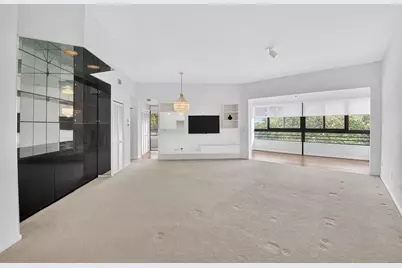 7460 La Paz Boulevard #306, Boca Raton, FL 33433 - Photo 1