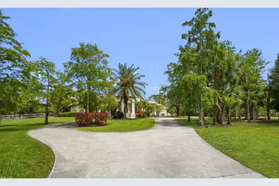 2560 Buck Ridge Trail, Loxahatchee, FL 33470 - Photo 3
