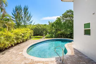 359 E Ocean Ave, Lantana, FL 33462 - Photo 13