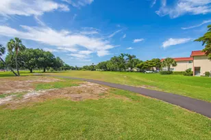 16 Vista Palm Ln, Vero Beach, FL 32962 - Photo 5