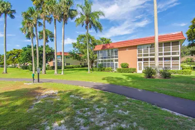 16 Vista Palm Lane #106, Vero Beach, FL 32962 - Photo 9