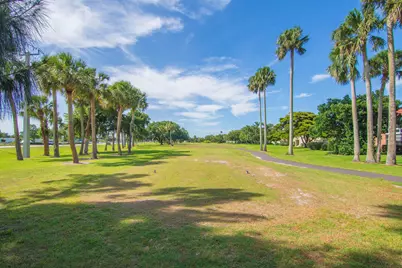 16 Vista Palm Lane #106, Vero Beach, FL 32962 - Photo 11