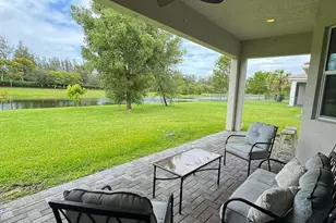 16117 Whippoorwill Cir, The Acreage, FL 33470 - Photo 21