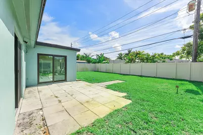 4550 NE 2nd Avenue, Oakland Park, FL 33334 - Photo 19