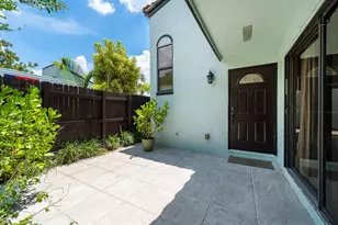 22300 Pineapple Walk Dr, Boca Raton, FL 33433 - Photo 3