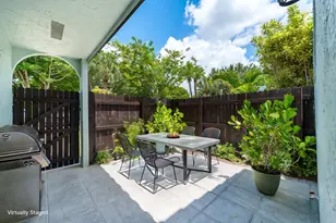 22300 Pineapple Walk Dr, Boca Raton, FL 33433 - Photo 5