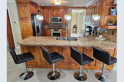 851 E Plantation Circle, Plantation, FL 33324 - Photo 1