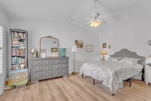 1097 Roble Way, Palm Beach Gardens, FL 33410 - Photo 15