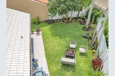 1097 Roble Way, Palm Beach Gardens, FL 33410 - Photo 25