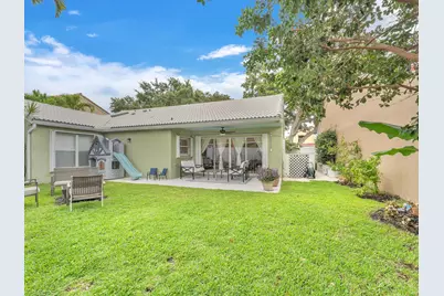 1097 Roble Way, Palm Beach Gardens, FL 33410 - Photo 27