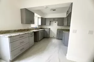 1031 Goldenrod Rd, Wellington, FL 33414 - Photo 15