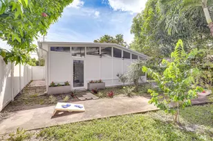 124 SW 2nd Ave, Hallandale Beach, FL 33009 - Photo 29