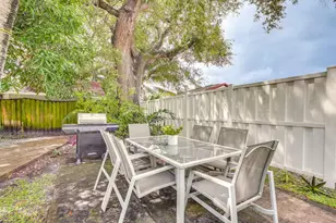 124 SW 2nd Ave, Hallandale Beach, FL 33009 - Photo 25