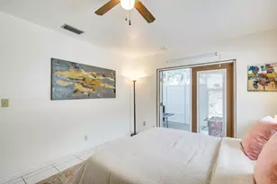 124 SW 2nd Ave, Hallandale Beach, FL 33009 - Photo 13