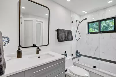 91 NE 17th Court, Fort Lauderdale, FL 33305 - Photo 15