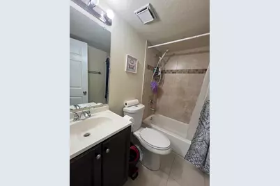 351 Palm Way #201, Pembroke Pines, FL 33025 - Photo 15