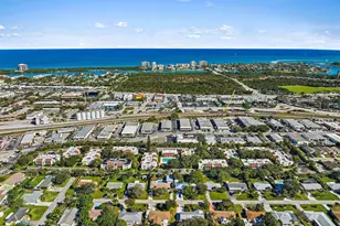 150 Pineview Rd, Jupiter, FL 33469 - Photo 33