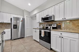 11837 Donlin Dr, Wellington, FL 33414 - Photo 15