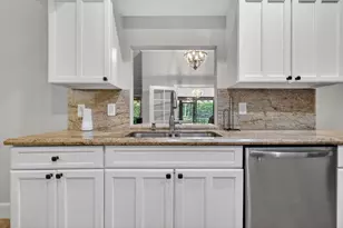 11837 Donlin Dr, Wellington, FL 33414 - Photo 17