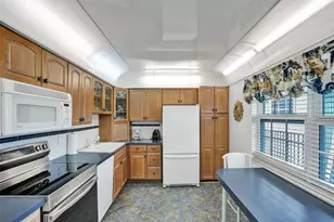 2900 N Course Dr, Pompano Beach, FL 33069 - Photo 5