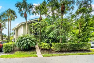 11863 Wimbledon Circle, Wellington, FL 33414 - Photo 25