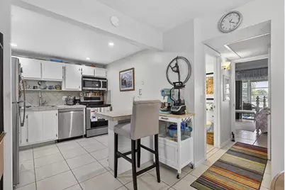 308 Greenbrier A, West Palm Beach, FL 33417 - Photo 7