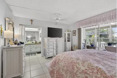 308 Greenbrier A, West Palm Beach, FL 33417 - Photo 13