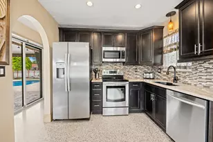 5960 SW 13th St, Plantation, FL 33317 - Photo 7