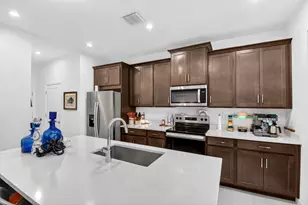7351 Lenora Ln, Lake Worth, FL 33467 - Photo 5