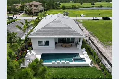 126 SE Calmo Circle, Port Saint Lucie, FL 34984 - Photo 13