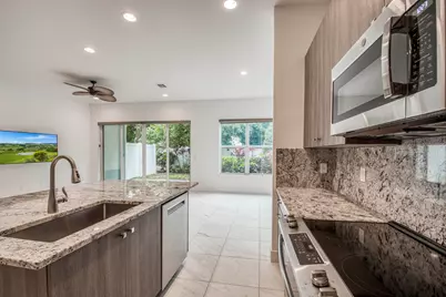 4829 Pointe Midtown Road, Palm Beach Gardens, FL 33418 - Photo 9