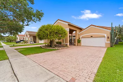 16429 NW 16th Street, Pembroke Pines, FL 33028 - Photo 3