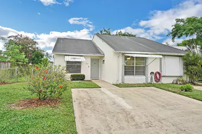 113 Pinewood Court, Jupiter, FL 33458 - Photo 1