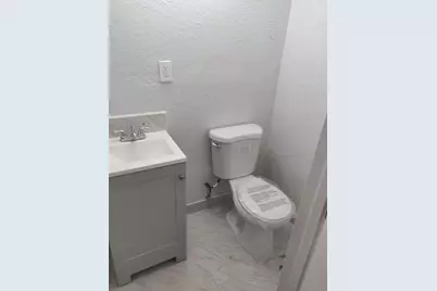 210 SW 7th Street, Dania Beach, FL 33004 - Photo 5