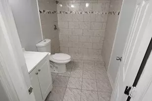 210 SW 7th St, Dania Beach, FL 33004 - Photo 7