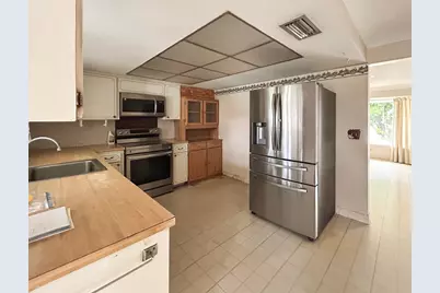 441 SW 6th Avenue, Boynton Beach, FL 33435 - Photo 17