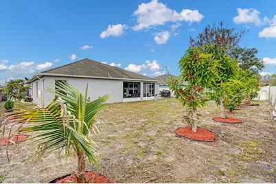 981 SW McComkle Avenue, Port Saint Lucie, FL 34953 - Photo 7