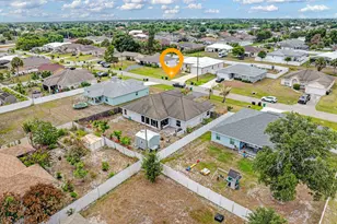 981 SW McComkle Ave, Port Saint Lucie, FL 34953 - Photo 37