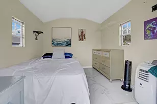 981 SW McComkle Ave, Port Saint Lucie, FL 34953 - Photo 9
