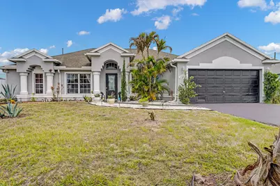981 SW McComkle Avenue, Port Saint Lucie, FL 34953 - Photo 3