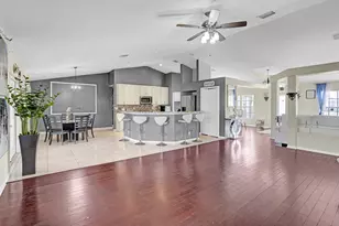981 SW McComkle Ave, Port Saint Lucie, FL 34953 - Photo 19