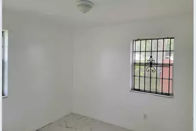 2971 NW 160th Street, Miami Gardens, FL 33054 - Photo 7