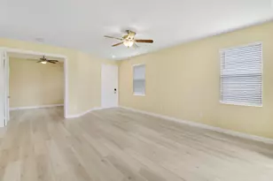 8292 NW Greenbank Cir, Port Saint Lucie, FL 34987 - Photo 31