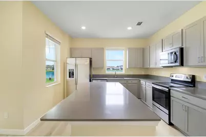 8292 NW Greenbank Circle, Port Saint Lucie, FL 34987 - Photo 41