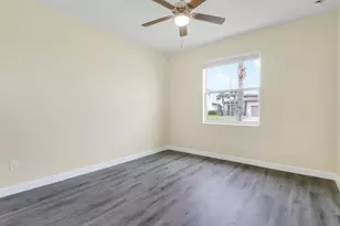 8292 NW Greenbank Cir, Port Saint Lucie, FL 34987 - Photo 21
