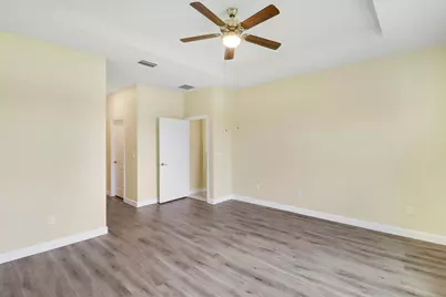 8292 NW Greenbank Circle, Port Saint Lucie, FL 34987 - Photo 25