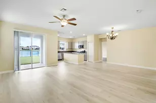 8292 NW Greenbank Cir, Port Saint Lucie, FL 34987 - Photo 35